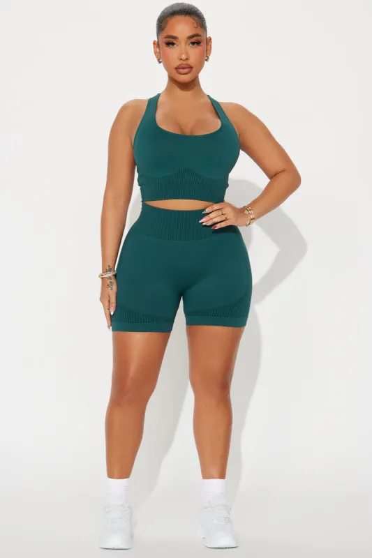 Penelope Shaping Active Set - Emerald sold by Fashion Nova