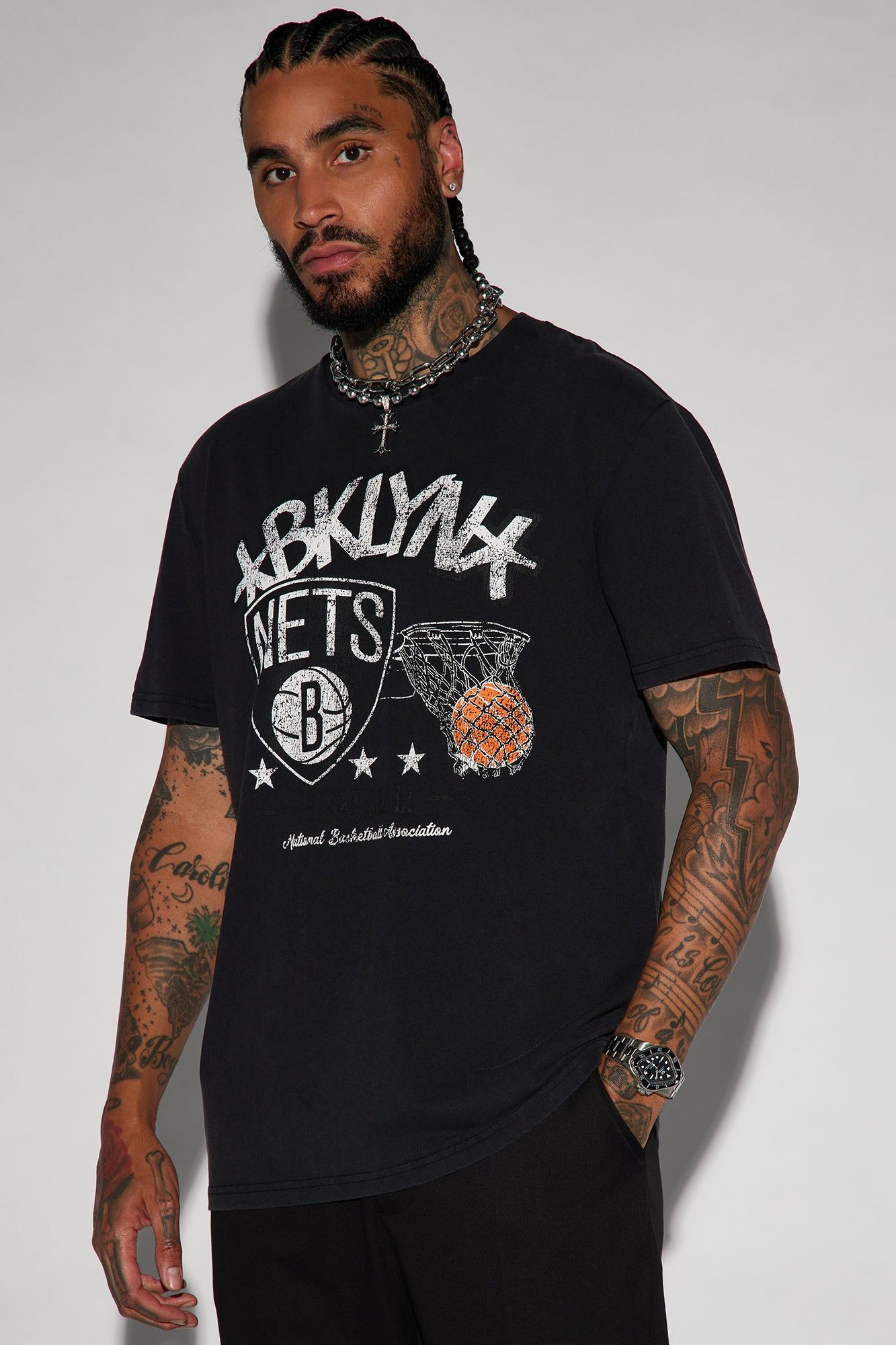 Nets Step Back Short Sleeve Tee - Black sold by Fashion Nova