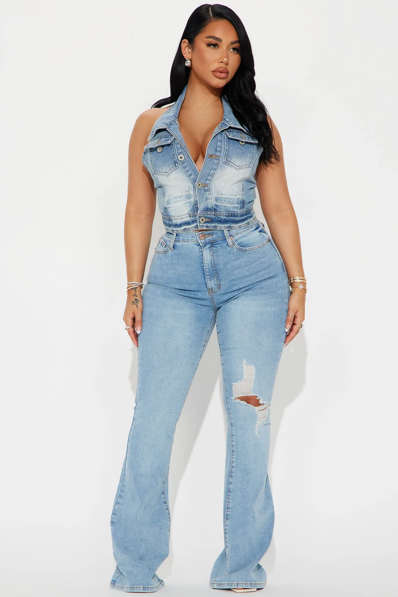 It's Apparent Stretch Flare Jeans - Medium Wash sold by Fashion Nova