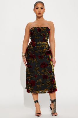 Flora Velvet Skirt Set - Black/combo sold by Fashion Nova