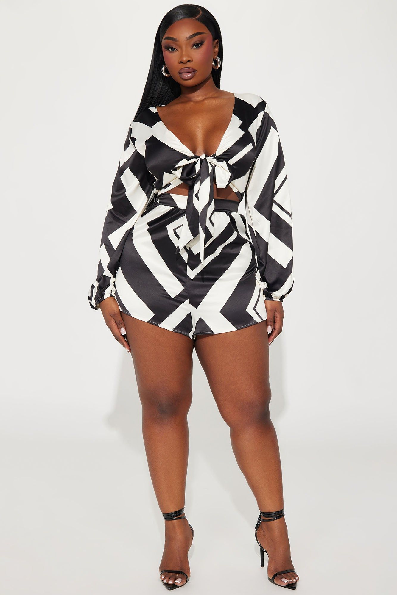 Satisfy Me Romper - Black/White sold by Fashion Nova product image thumbnail 4