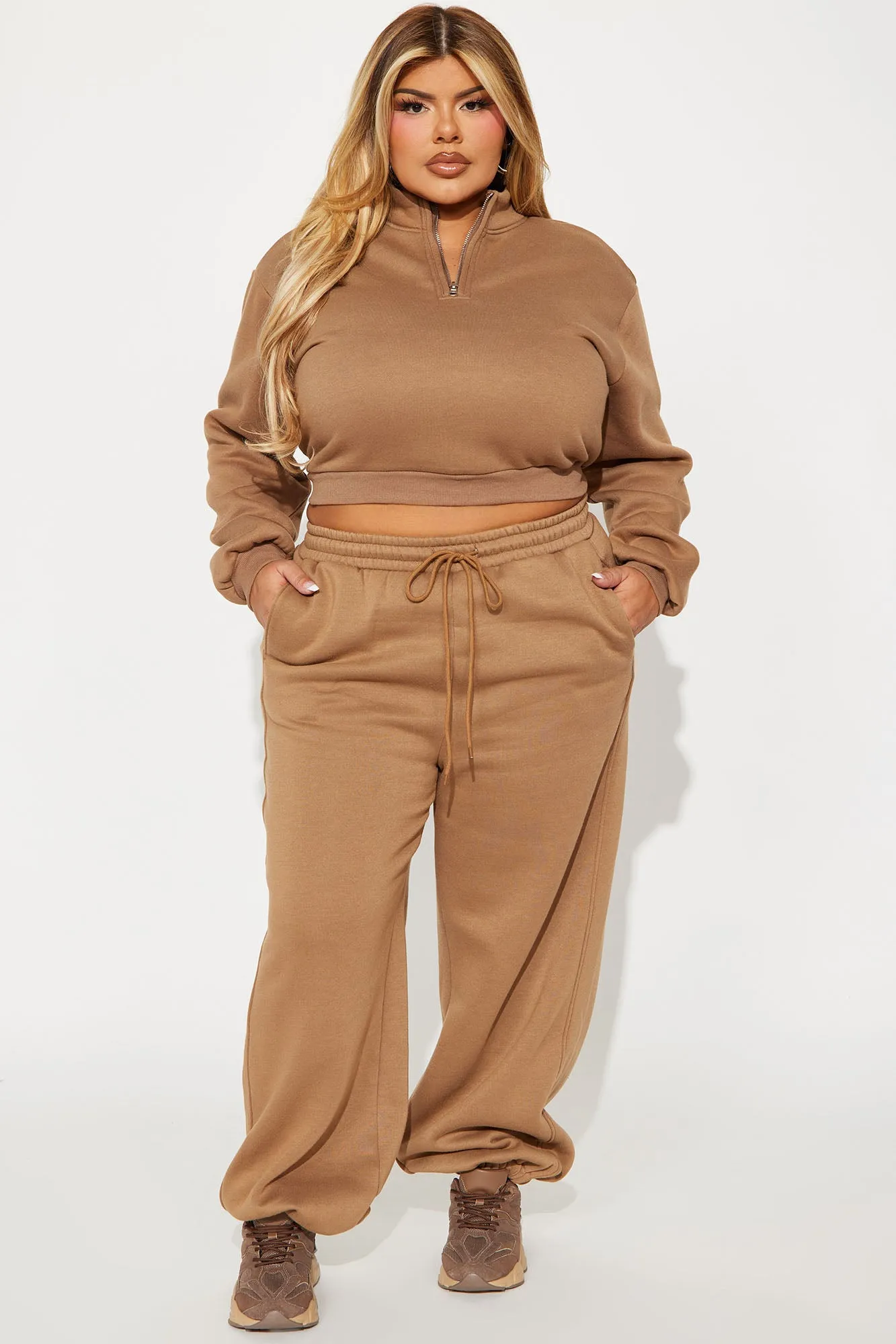 Daniela Super Soft Fleece Pant Set - Mocha sold by Fashion Nova product image thumbnail 4