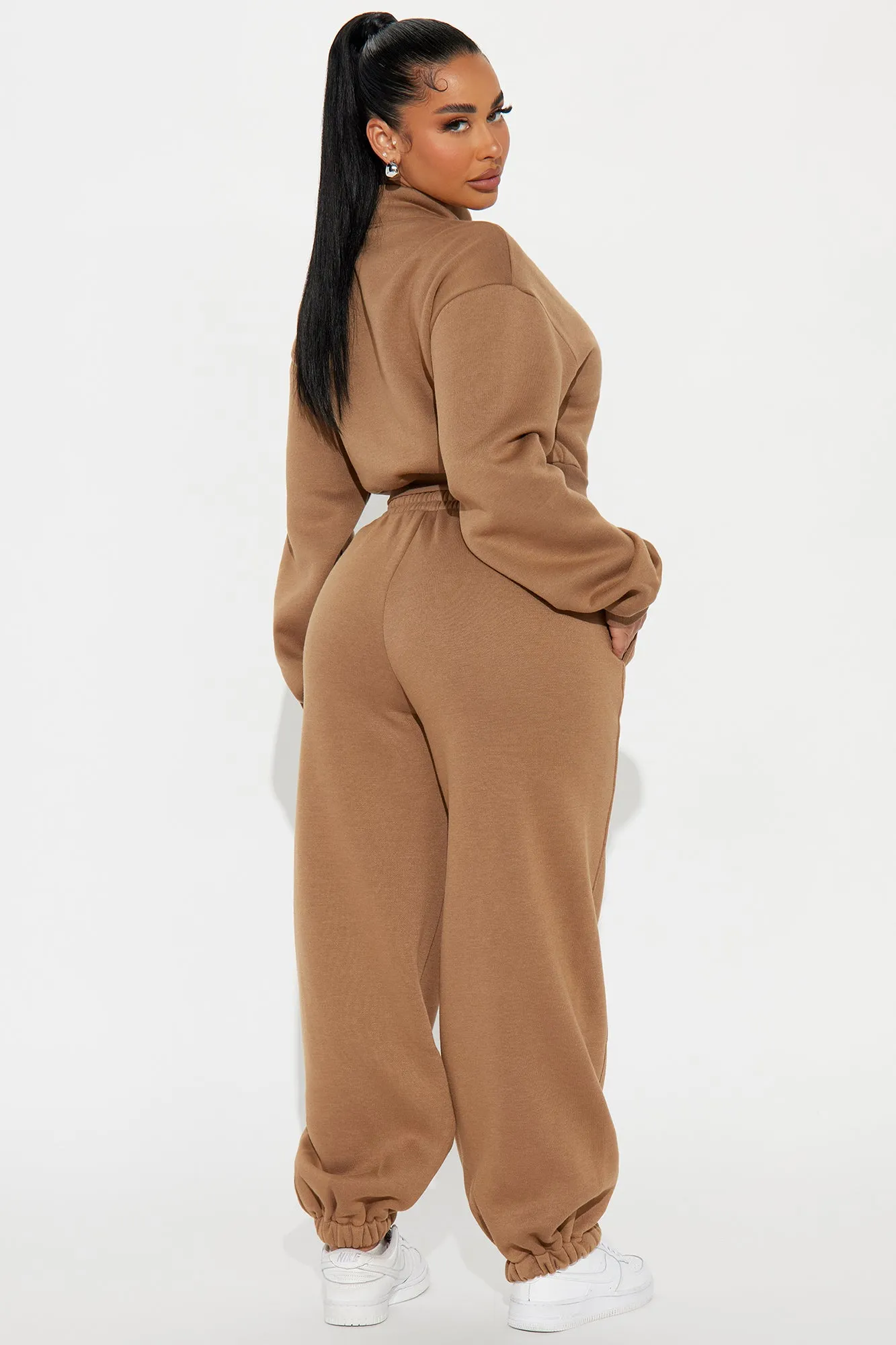 Daniela Super Soft Fleece Pant Set - Mocha sold by Fashion Nova product image thumbnail 3