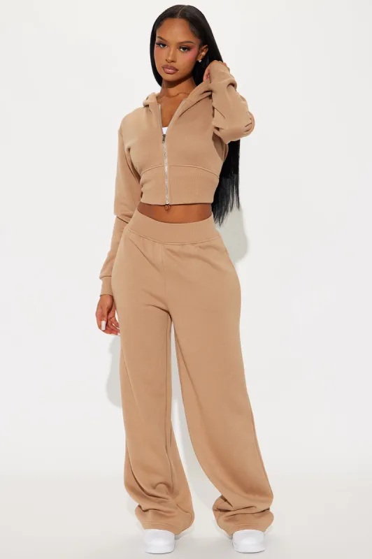 Lumi Fleece Pant Set - Camel sold by Fashion Nova