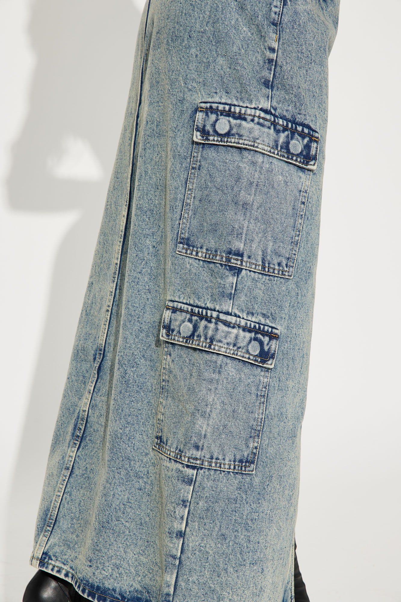 Truth or Dare Side Slit Maxi Skirt - Medium Blue Wash sold by Fashion Nova product image thumbnail 4