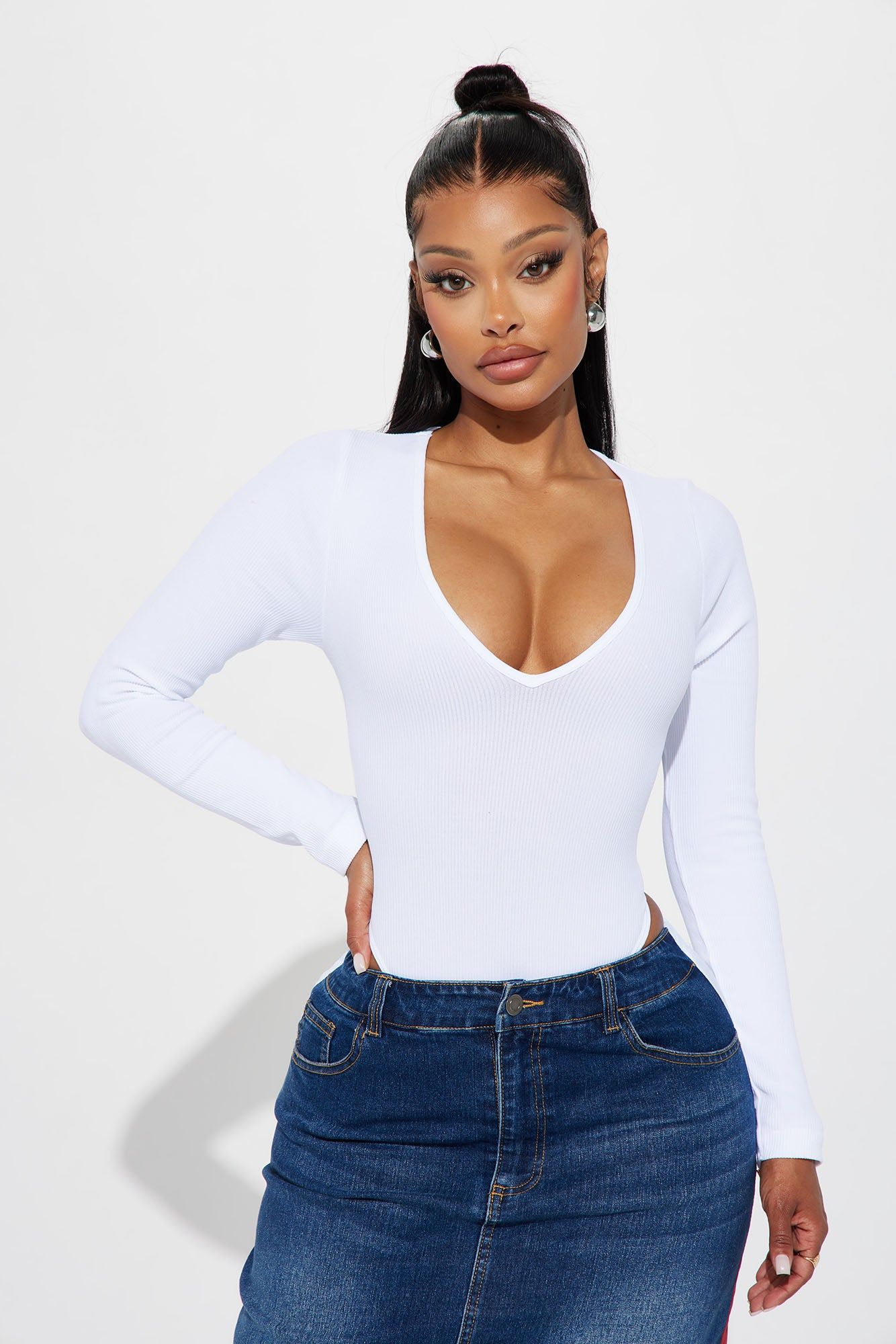 Ana Seamless Bodysuit - White sold by Fashion Nova product image thumbnail 3