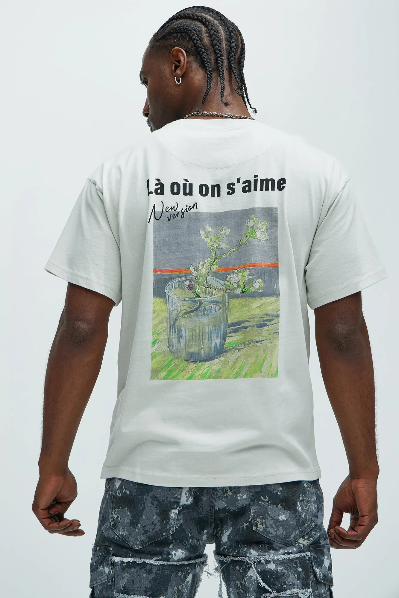 La ou on s'aime Short Sleeve Tee - Grey sold by Fashion Nova