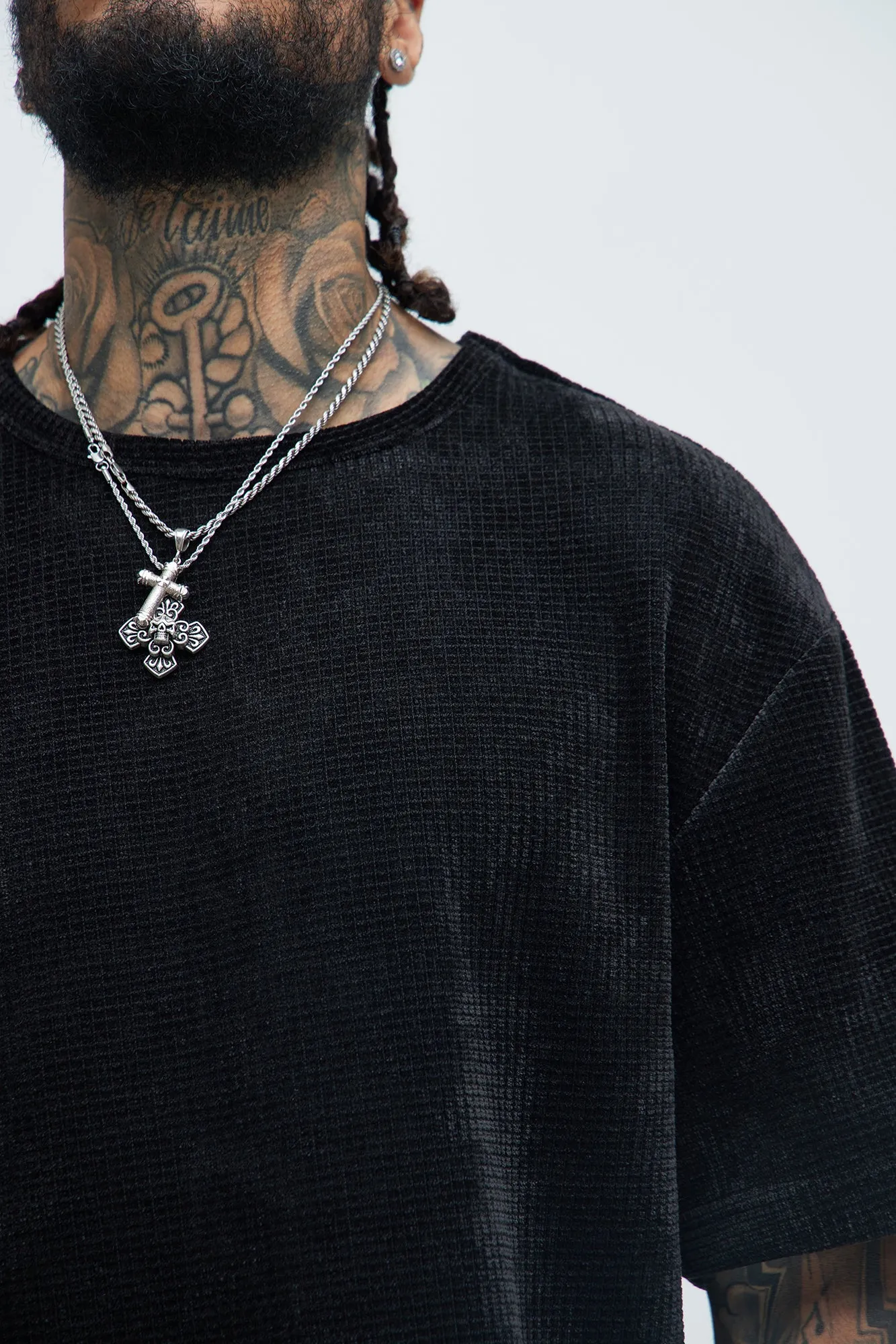 Greenville Waffle Knit Relaxed Short Sleeve Tee - Black sold by Fashion Nova product image thumbnail 3