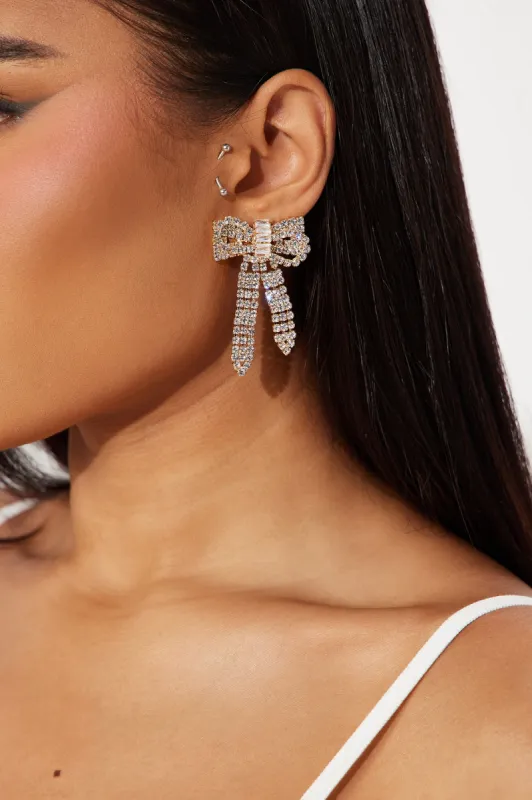 Back To Royalty Drop Earrings - Gold sold by Fashion Nova