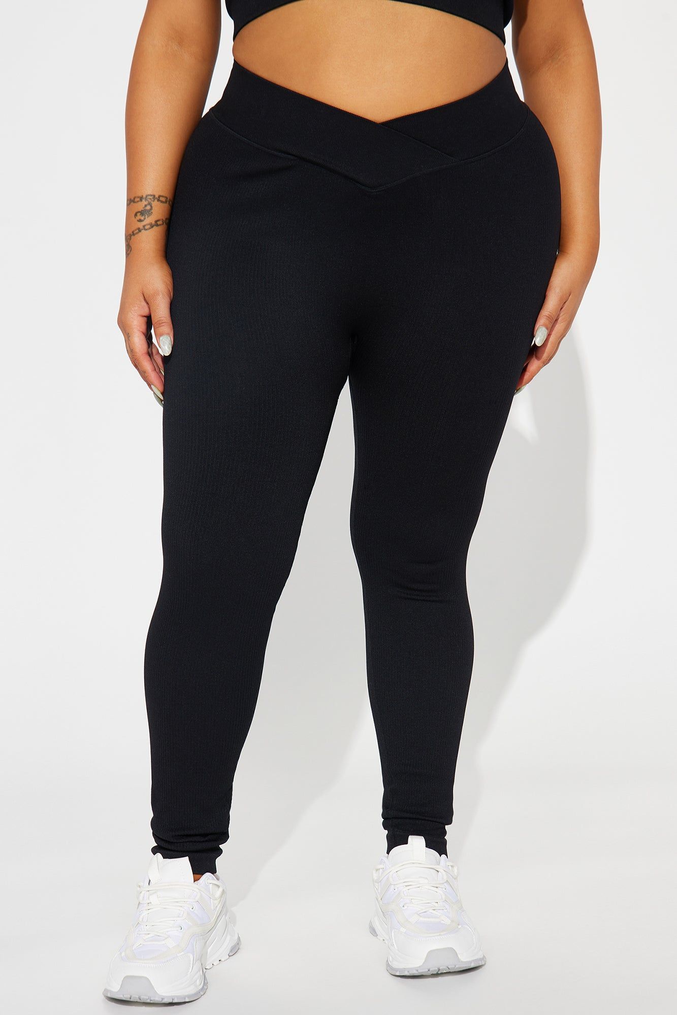 Namaste Seamless Active Leggings - Black sold by Fashion Nova product image thumbnail 6