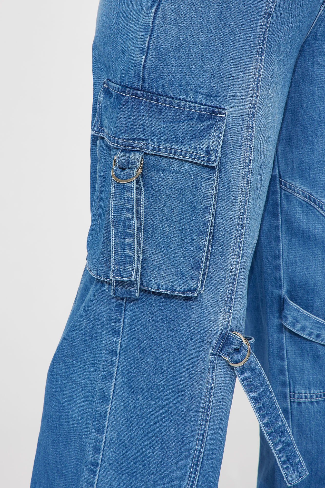 Can't Deal Non Stretch Cargo Jeans - Medium Wash sold by Fashion Nova product image thumbnail 3