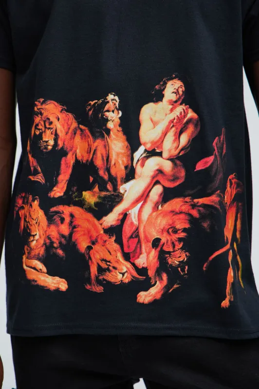 Lions Den Short Sleeve Tee - Black sold by Fashion Nova