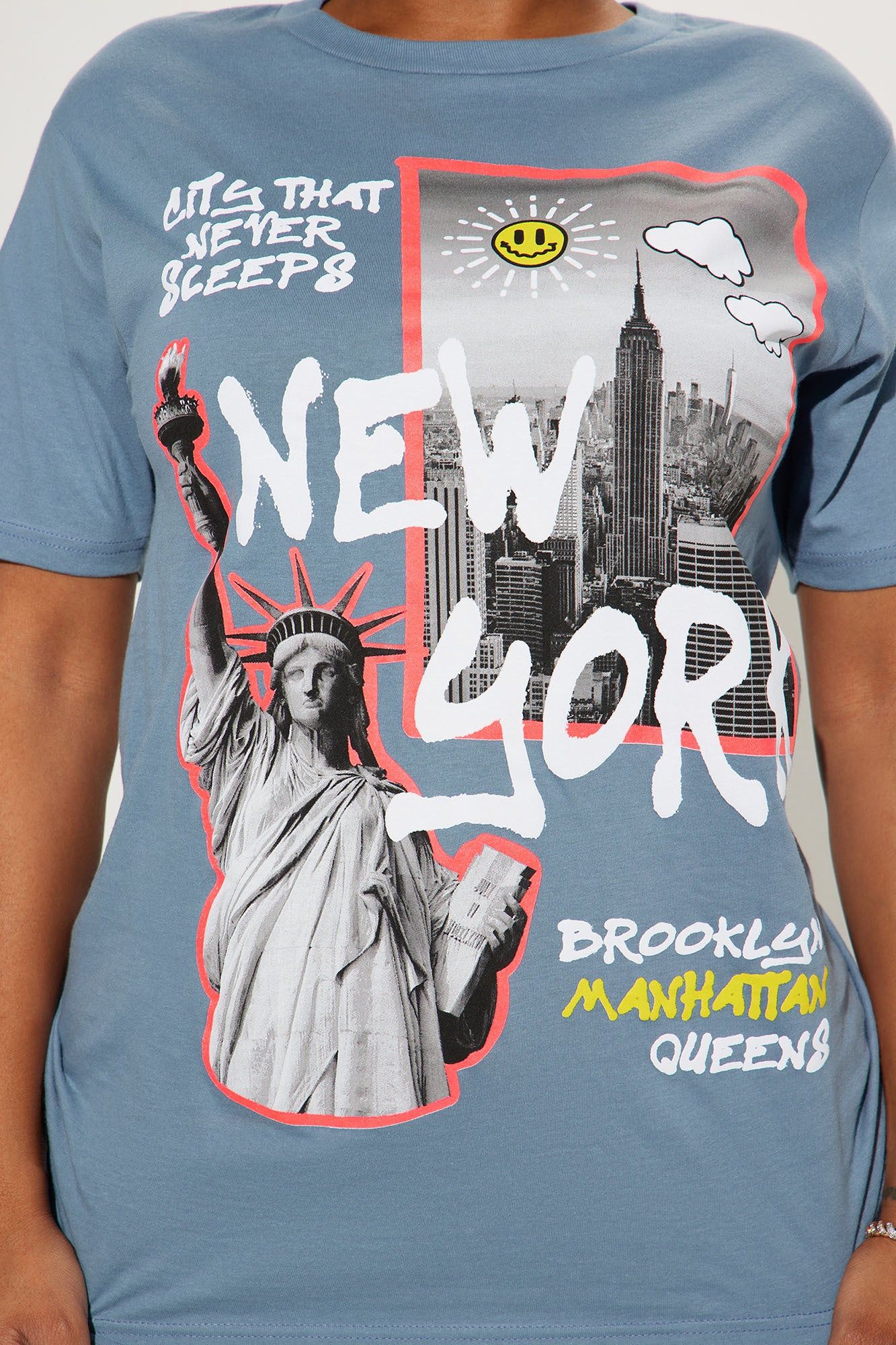 New York City Never Sleeps Graphic Tee - Blue sold by Fashion Nova product image thumbnail 3
