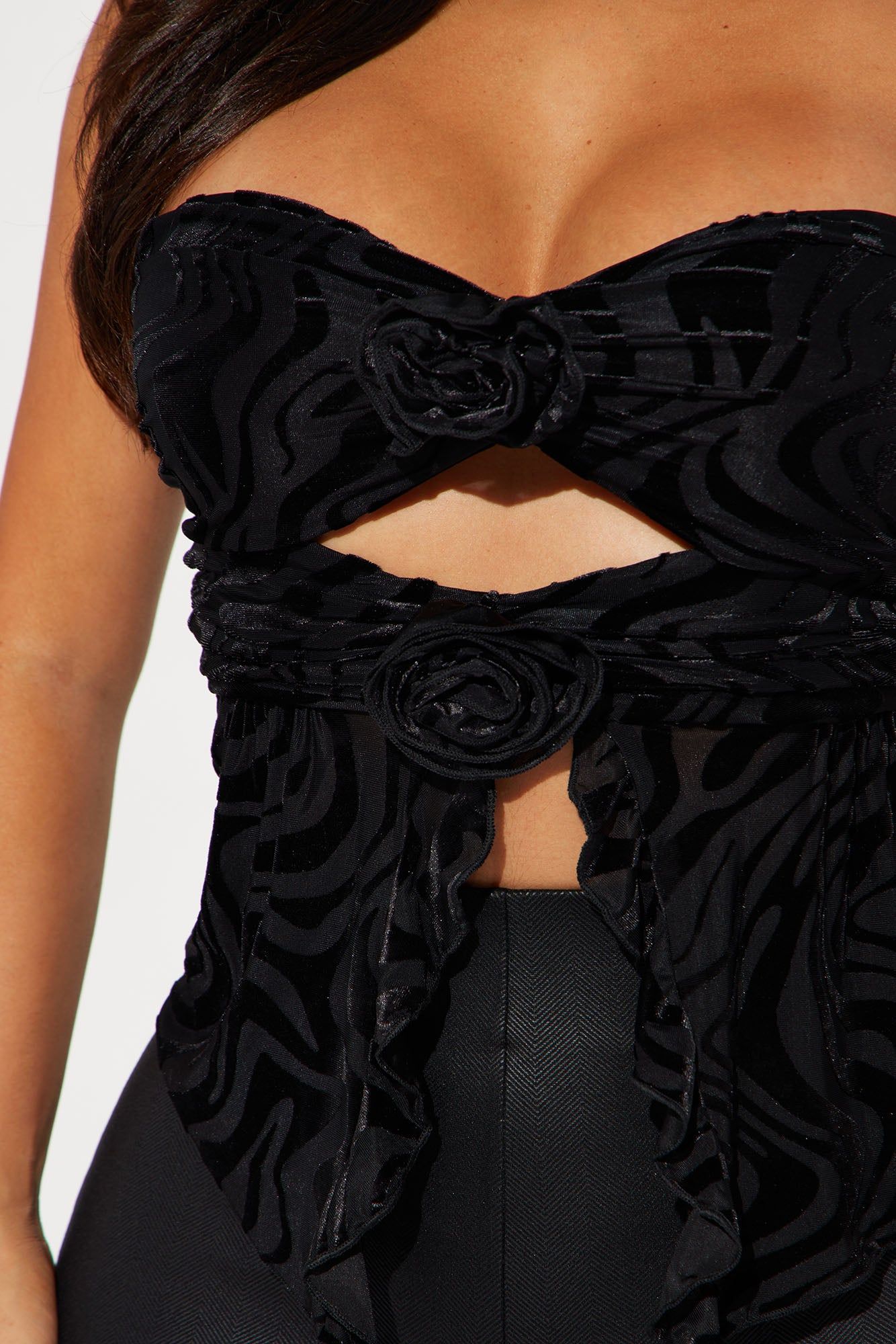 Eileen Velvet Tube Top - Black sold by Fashion Nova product image thumbnail 3