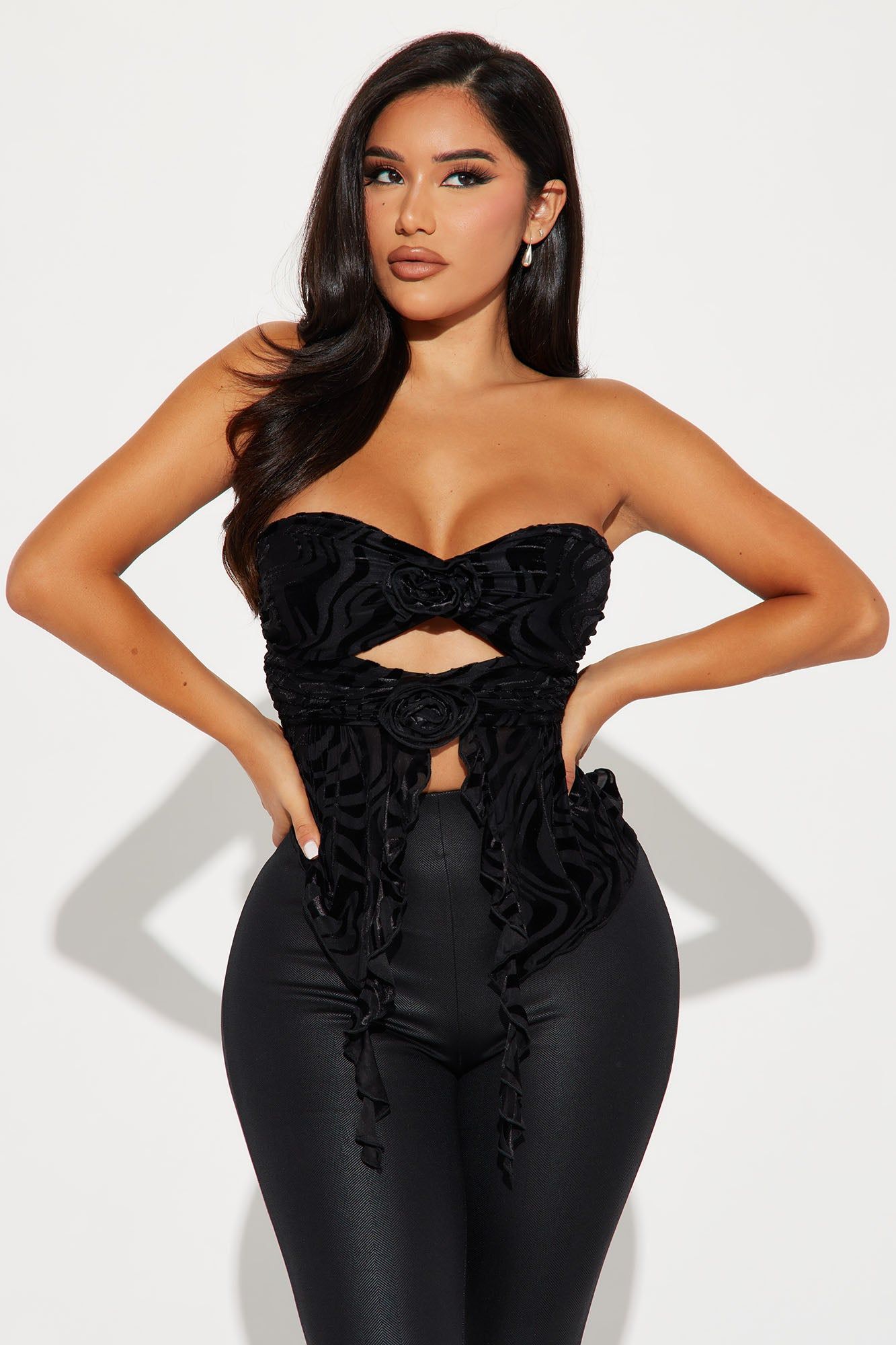 Eileen Velvet Tube Top - Black sold by Fashion Nova