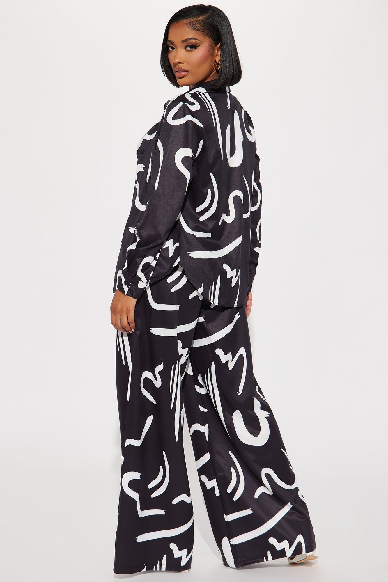 Weekend Vacay 3 Piece Pant Set - Black/combo sold by Fashion Nova product image thumbnail 3