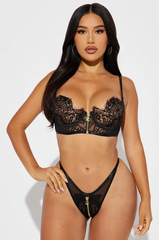 Don't Call Me Baby Lace 2 Piece Set - Black made by Fashion Nova