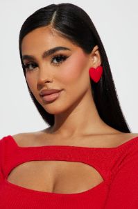 So In Love Stud Earrings - Red sold by Fashion Nova