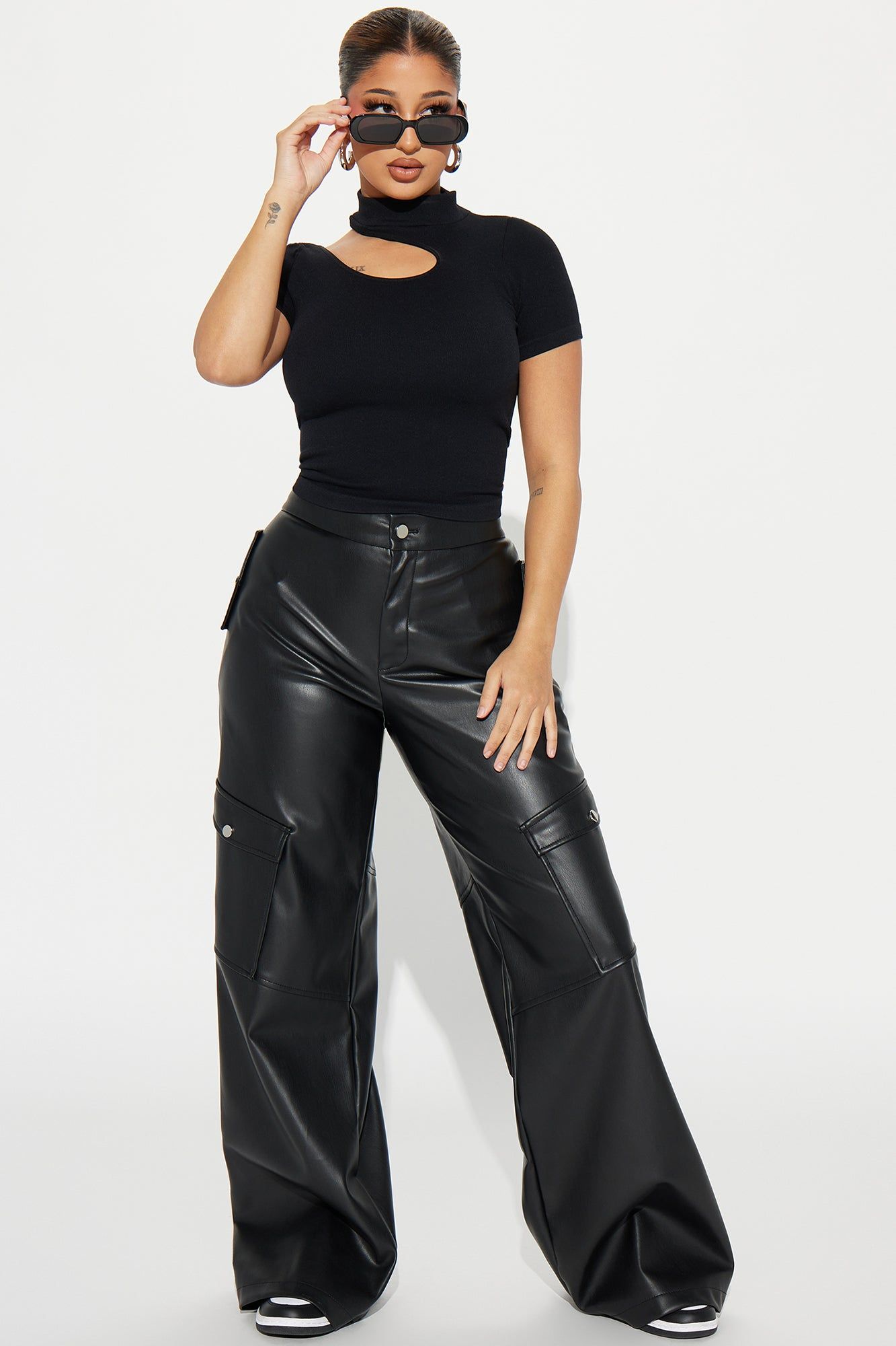 Kimmie Cut Out Seamless Top - Black sold by Fashion Nova product image thumbnail 2