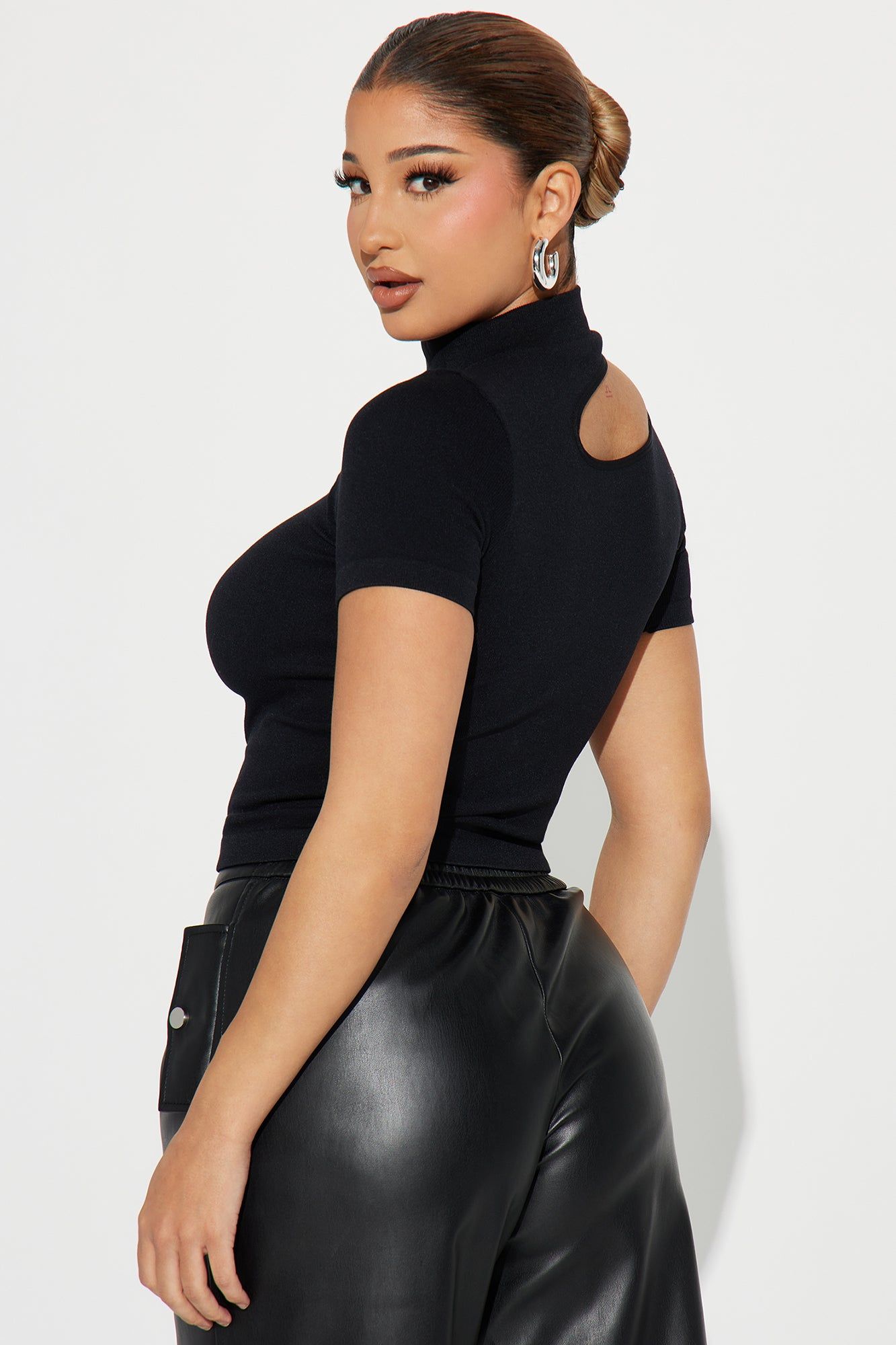 Kimmie Cut Out Seamless Top - Black sold by Fashion Nova product image thumbnail 3