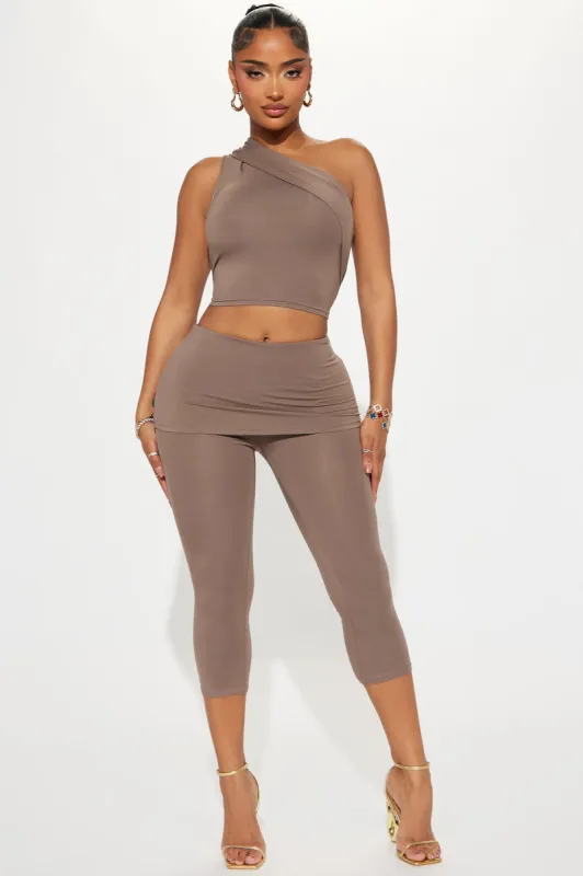 Kylina Capri Set - Mocha sold by Fashion Nova