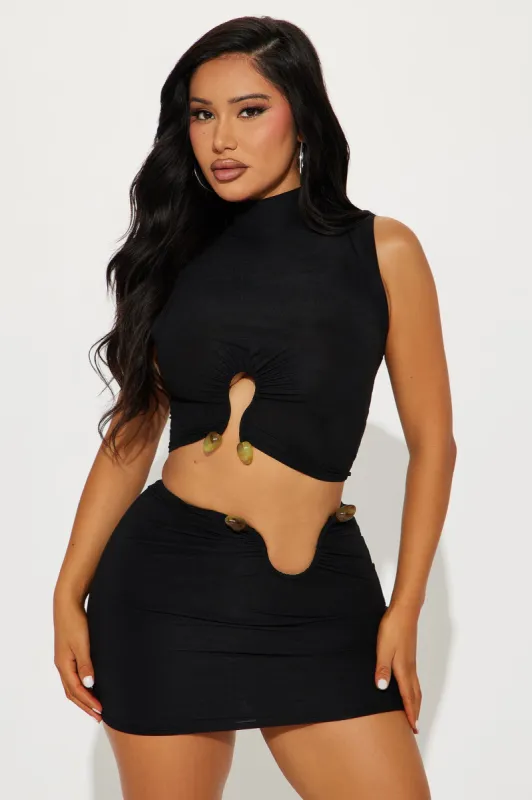 Stepping Out Mesh Mini Skirt Set - Black sold by Fashion Nova