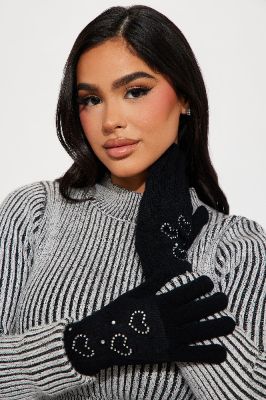 Touch Of Love Gloves - Black sold by Fashion Nova