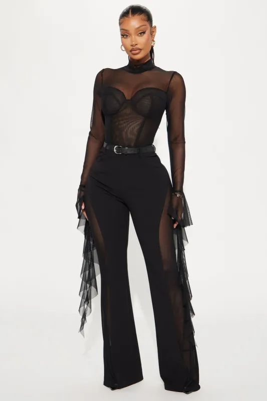 Keep The Focus Belted Trouser - Black sold by Fashion Nova
