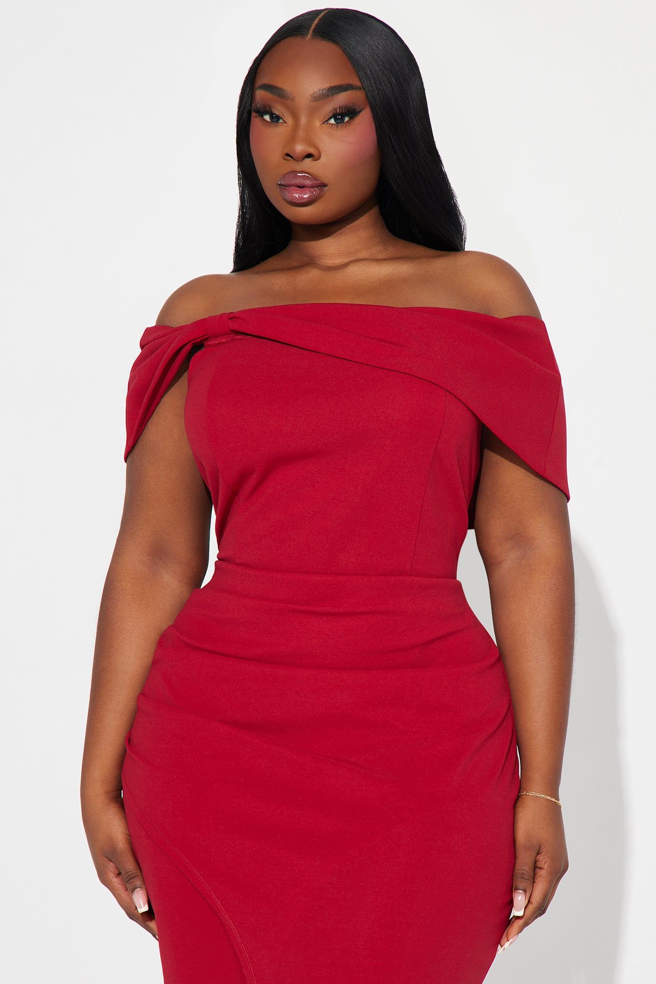 Sofia Off Shoulder Maxi Dress - Red sold by Fashion Nova product image thumbnail 5