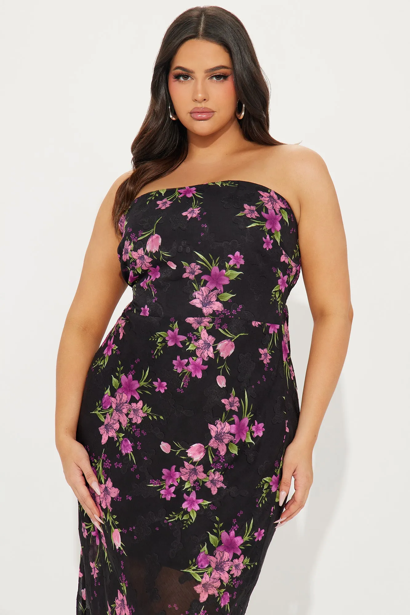 Alexa Floral Chiffon Maxi Dress - Black/combo sold by Fashion Nova product image thumbnail 5