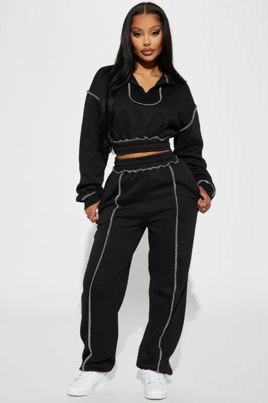 Staying Connected Lounge Jogger - Black made by Fashion Nova
