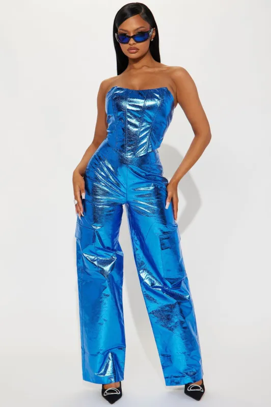 Sadie Metallic Pant Set - Blue sold by Fashion Nova