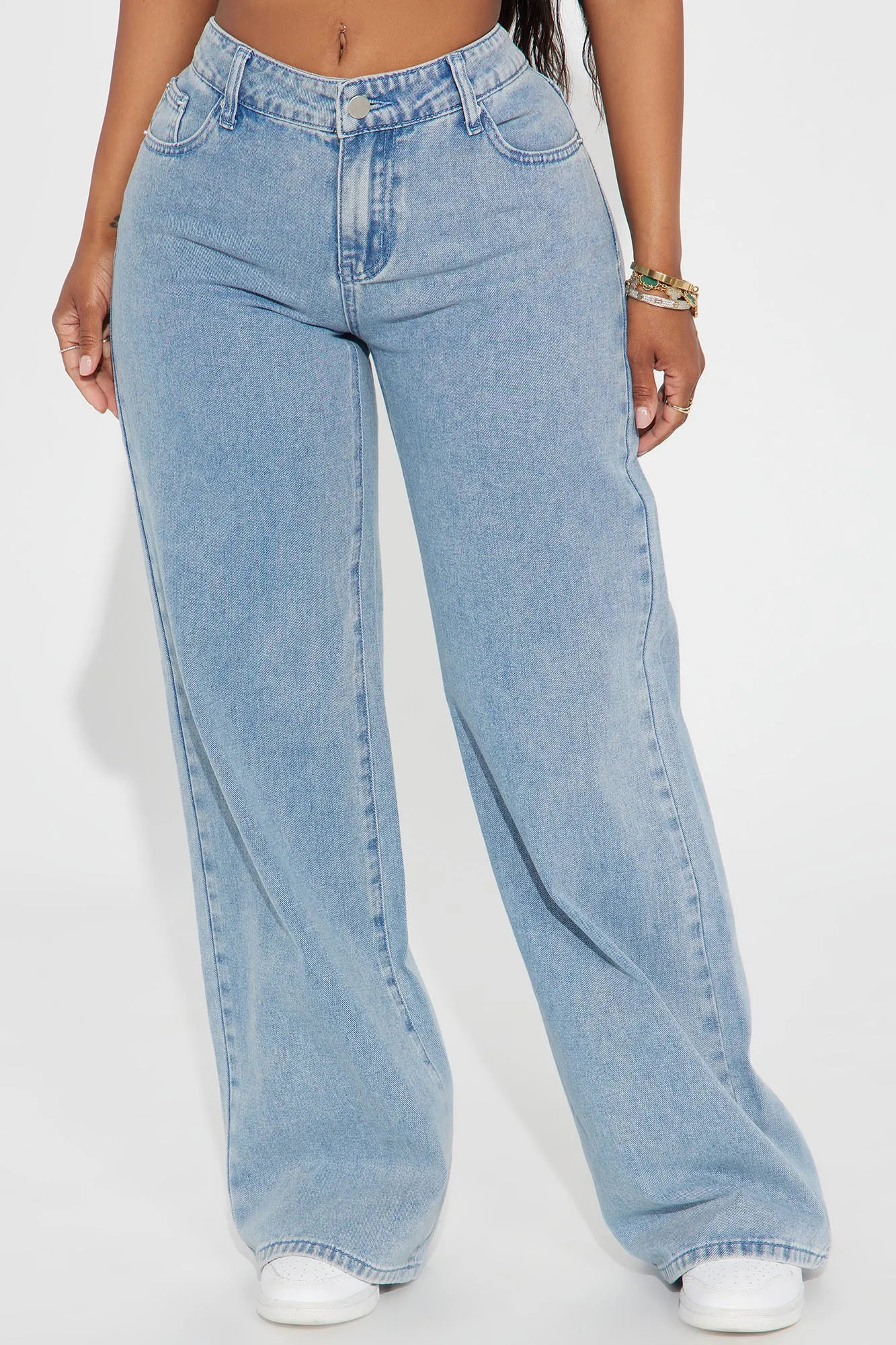 Taking A Bow Embroidered Baggy Jeans - Light Wash sold by Fashion Nova product image thumbnail 4