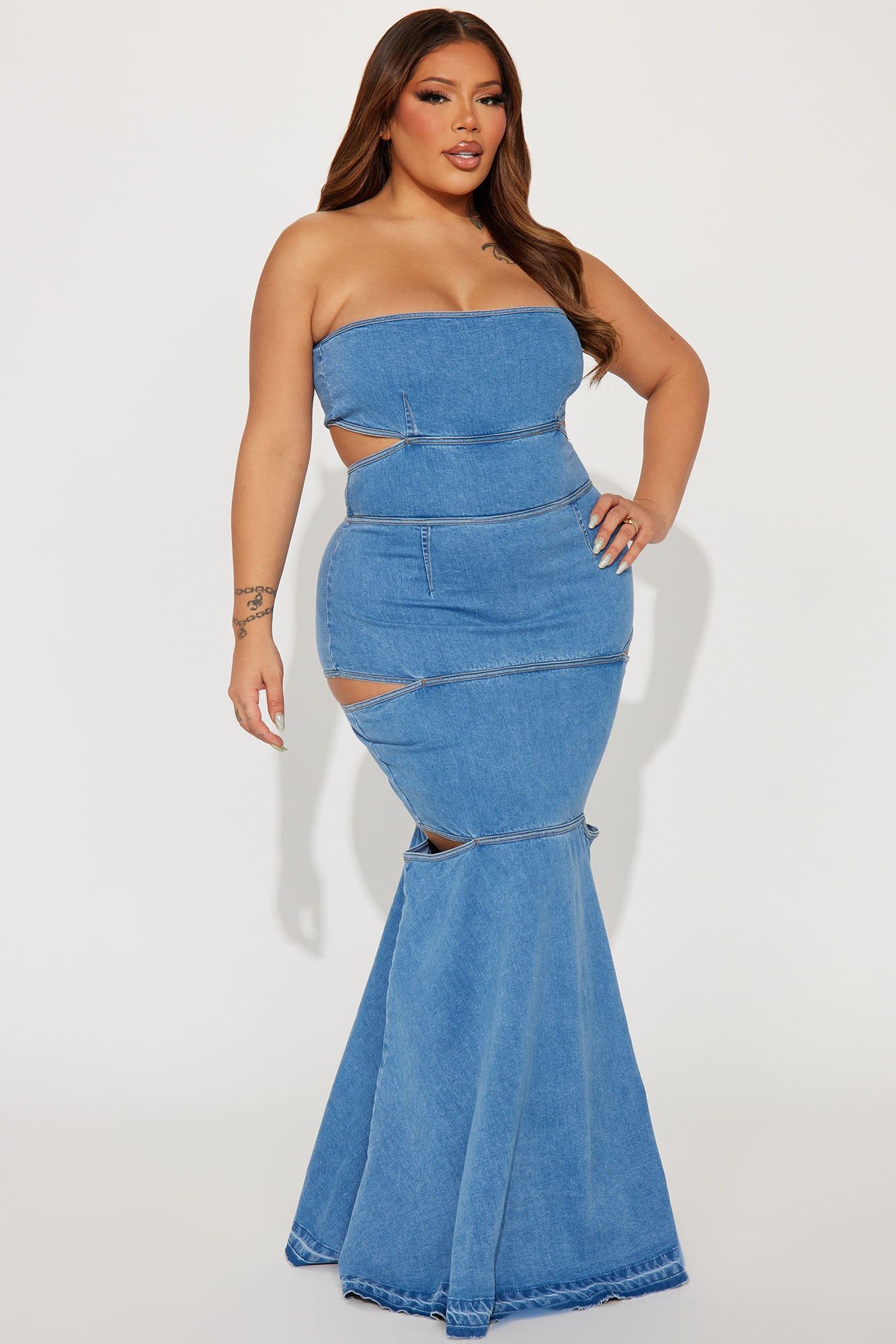 Raya Denim Maxi Dress - Denim sold by Fashion Nova product image thumbnail 4