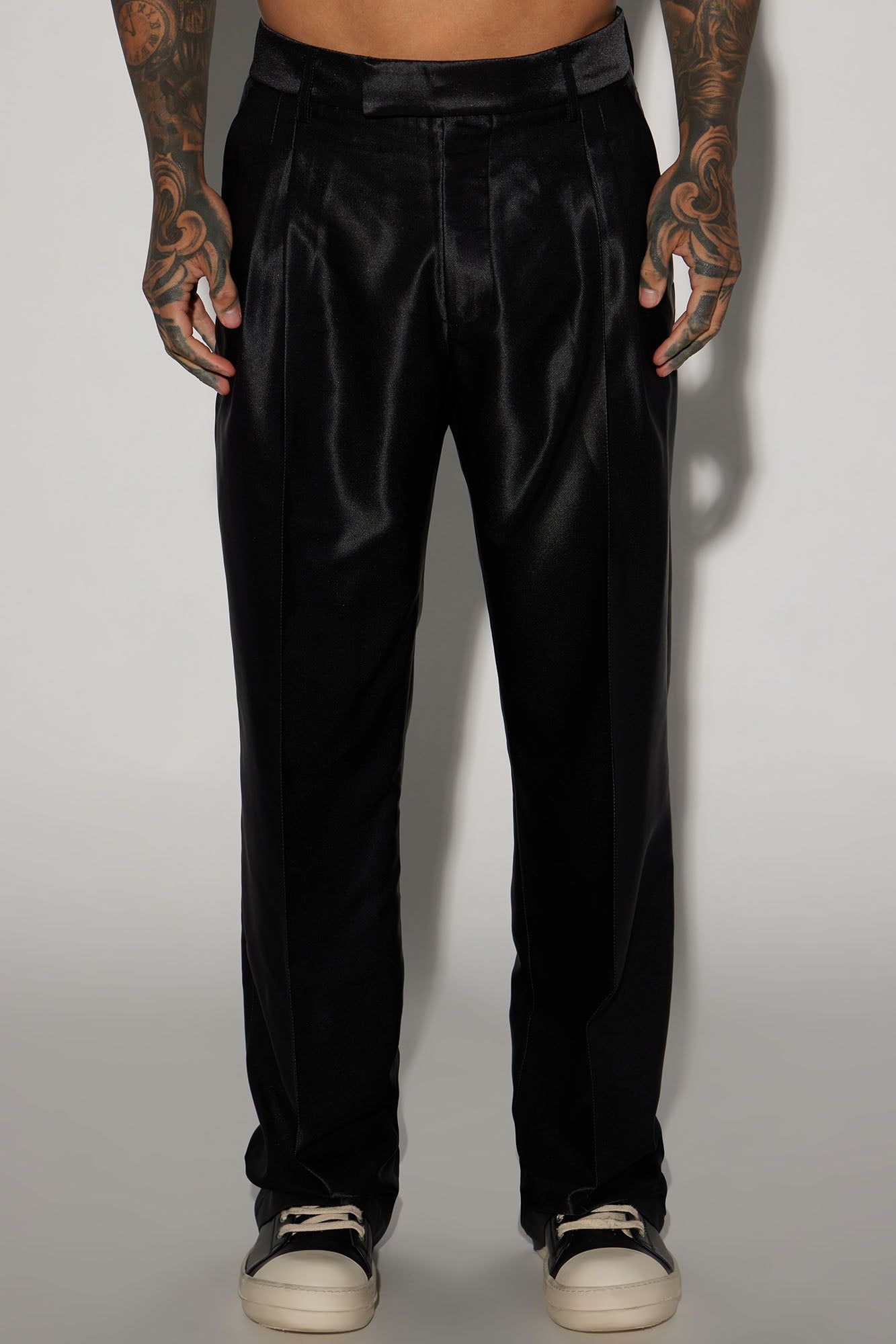 Call On Me Relaxed Flare Trousers - Black sold by Fashion Nova product image thumbnail 3
