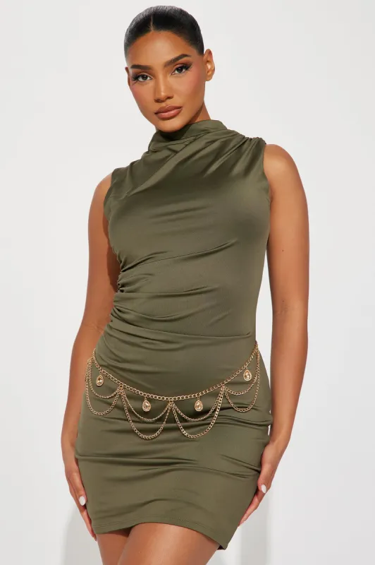 Royal Romance Chain Belt - Gold sold by Fashion Nova