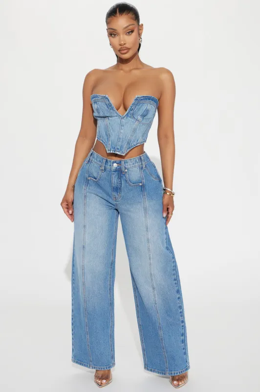 Full Focus Wide Leg Jeans - Medium Wash sold by Fashion Nova