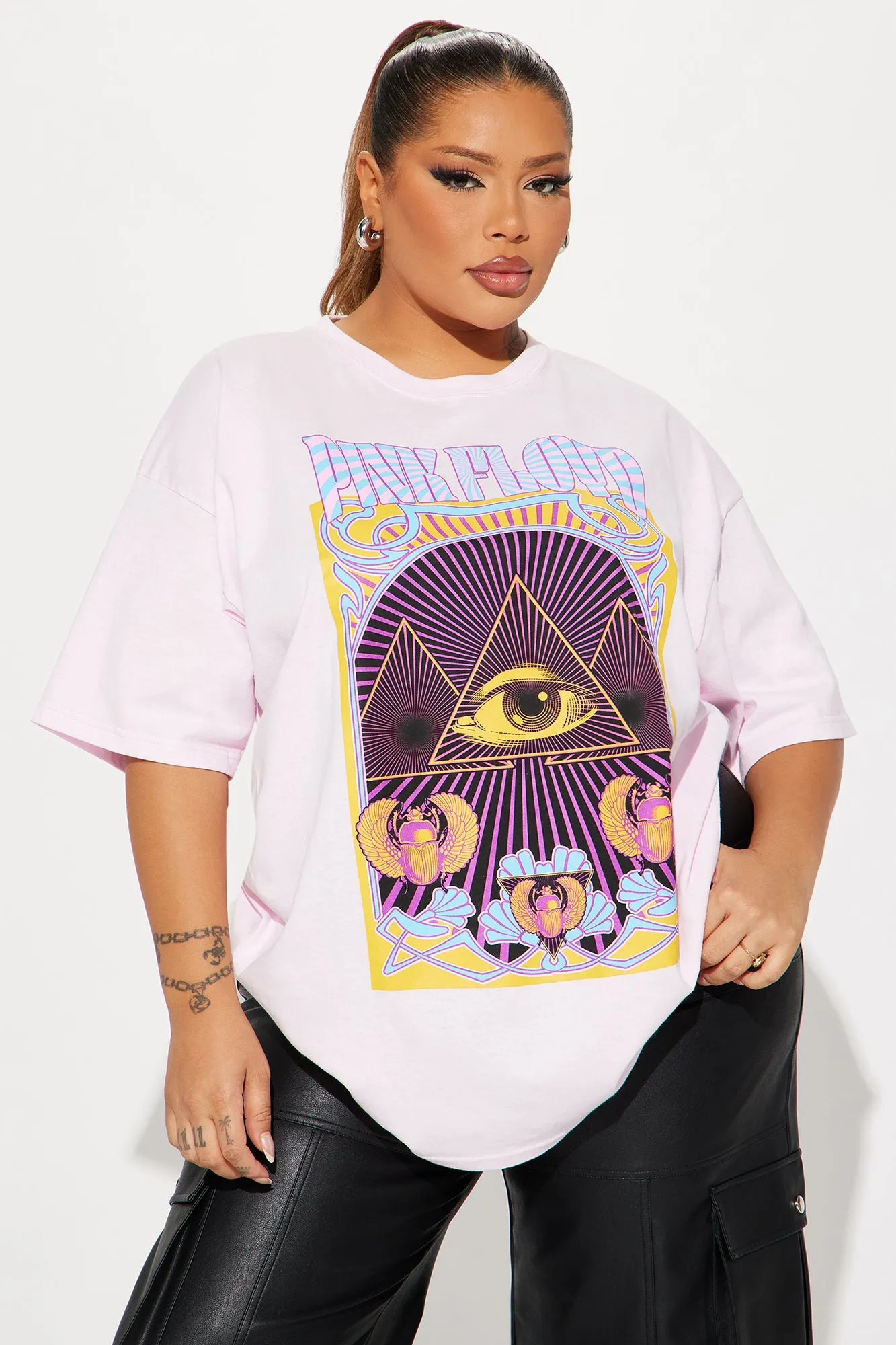 Pink Floyd Graphic T-Shirt - Pink sold by Fashion Nova product image thumbnail 4