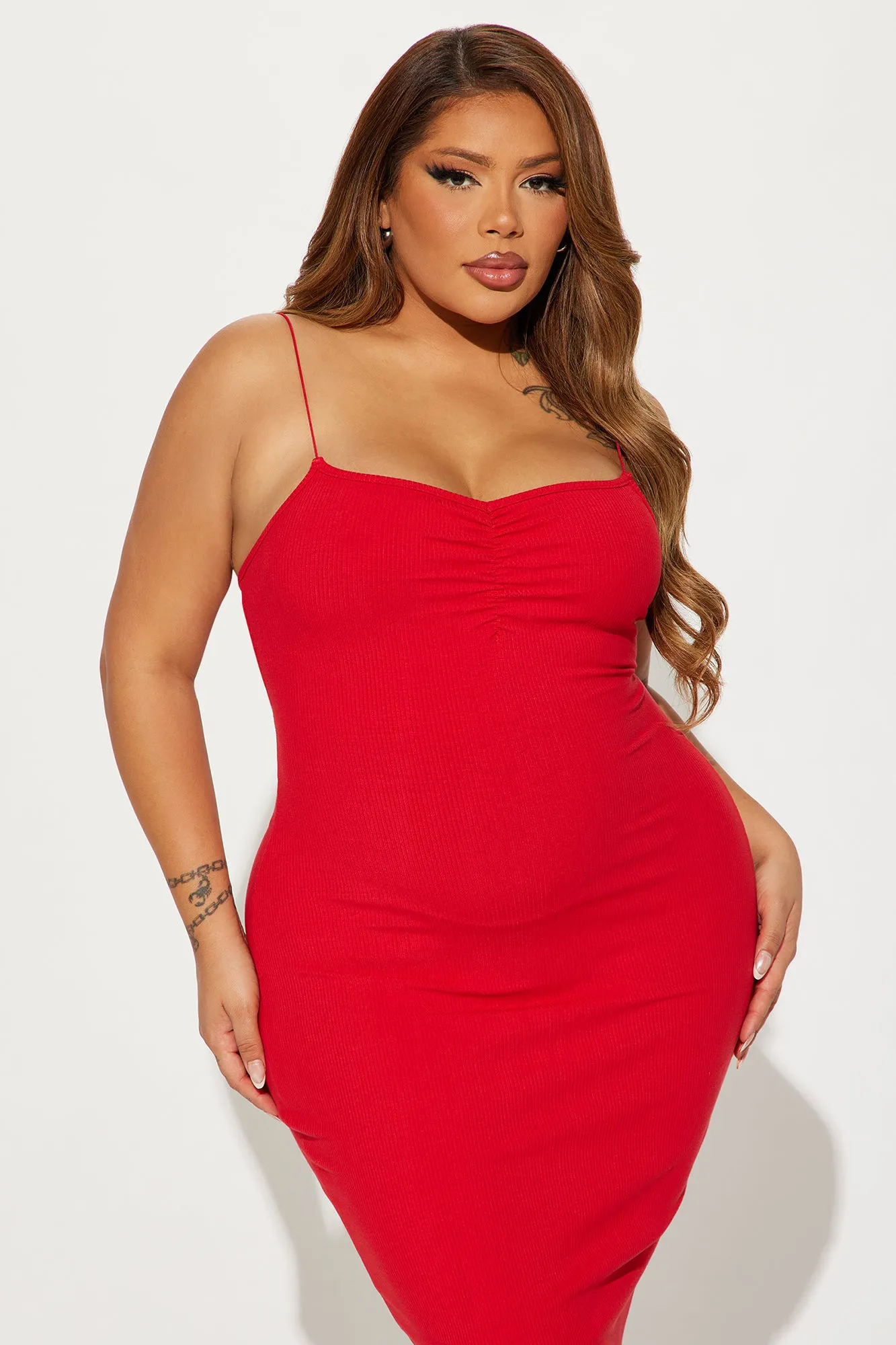 Lyla Snatched Maxi Dress - Red sold by Fashion Nova product image thumbnail 4