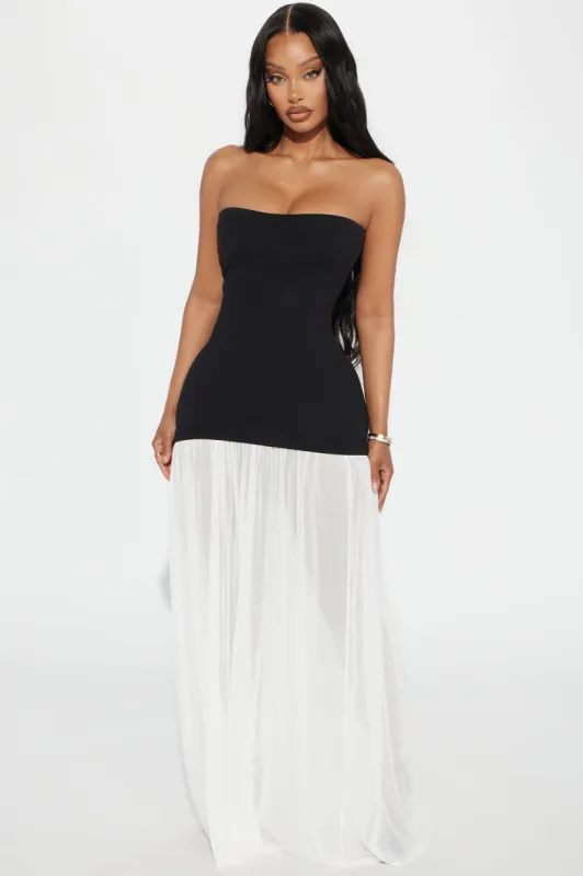 Mary Strapless Drop Waist Maxi Dress - Black/White sold by Fashion Nova