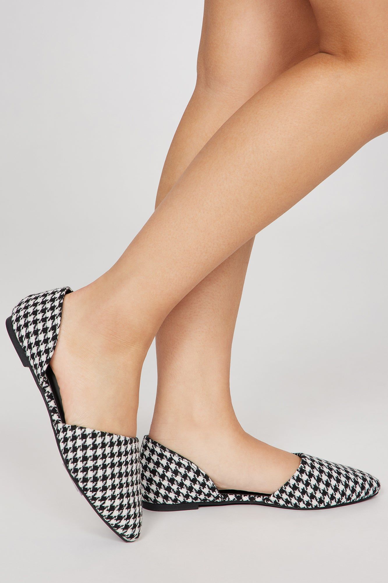 Everyday Flats - Black/White sold by Fashion Nova product image thumbnail 3