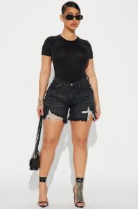 Aria Crew Neck Tee - Black sold by Fashion Nova