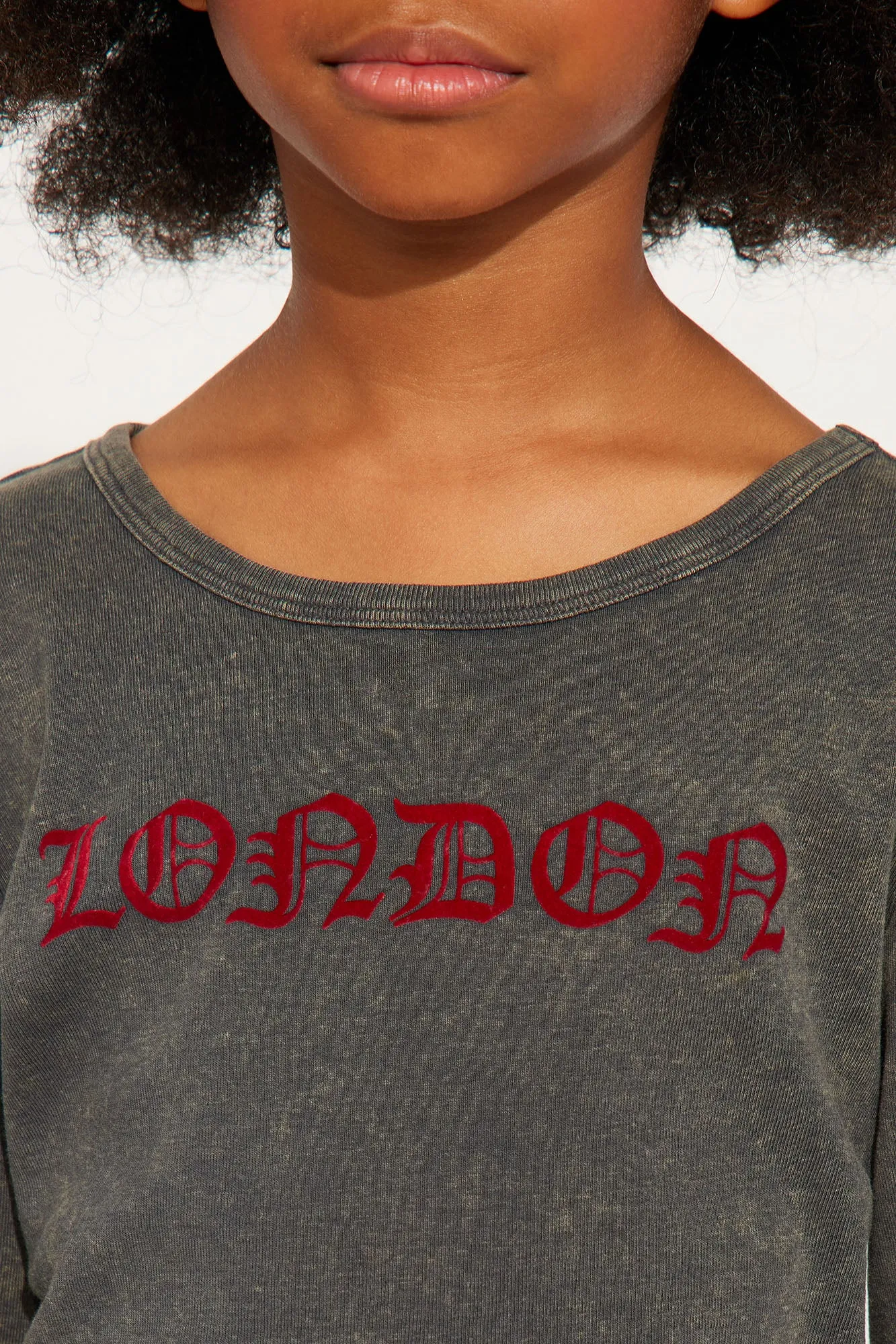 Mini Reppin London Tee - Charcoal sold by Fashion Nova product image thumbnail 3