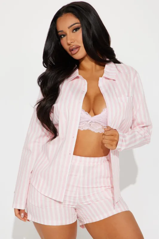 Chill Era Poplin PJ Short Set - White/Pink sold by Fashion Nova