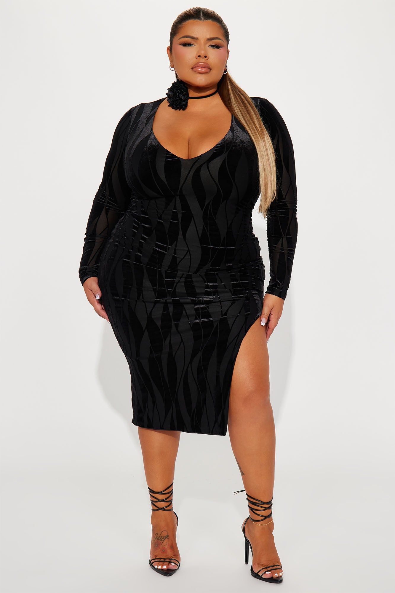 Naomi Velvet Midi Dress - Black sold by Fashion Nova product image thumbnail 4