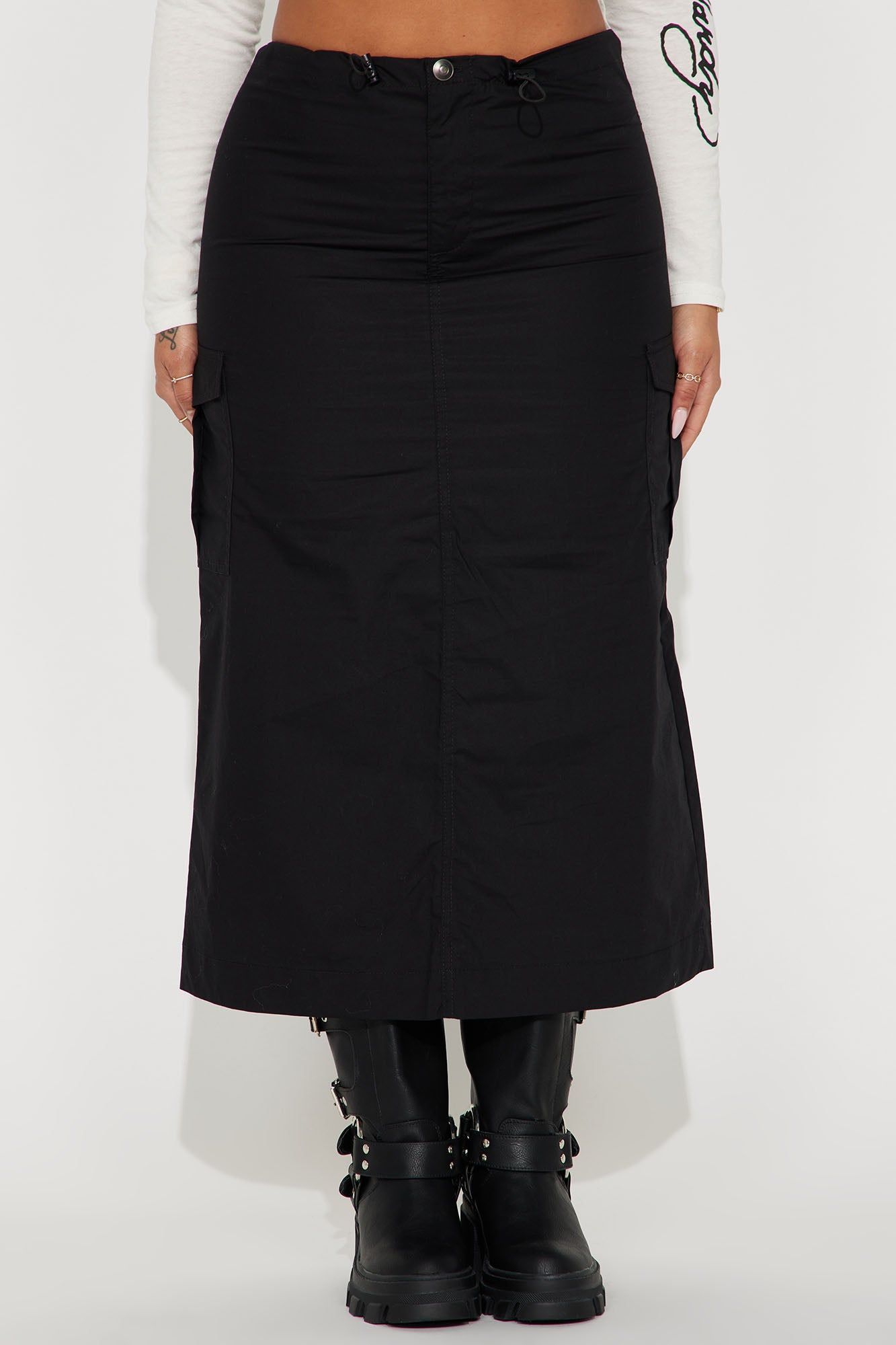 Jeanette Cargo Midi Skirt - Black sold by Fashion Nova product image thumbnail 2