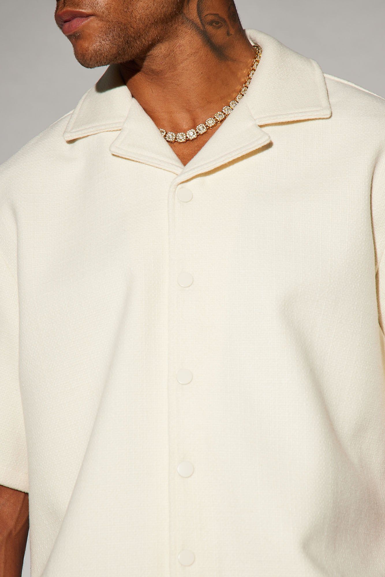 Wilder Textured Weave Cropped Button Up Shirt - Cream sold by Fashion Nova product image thumbnail 4