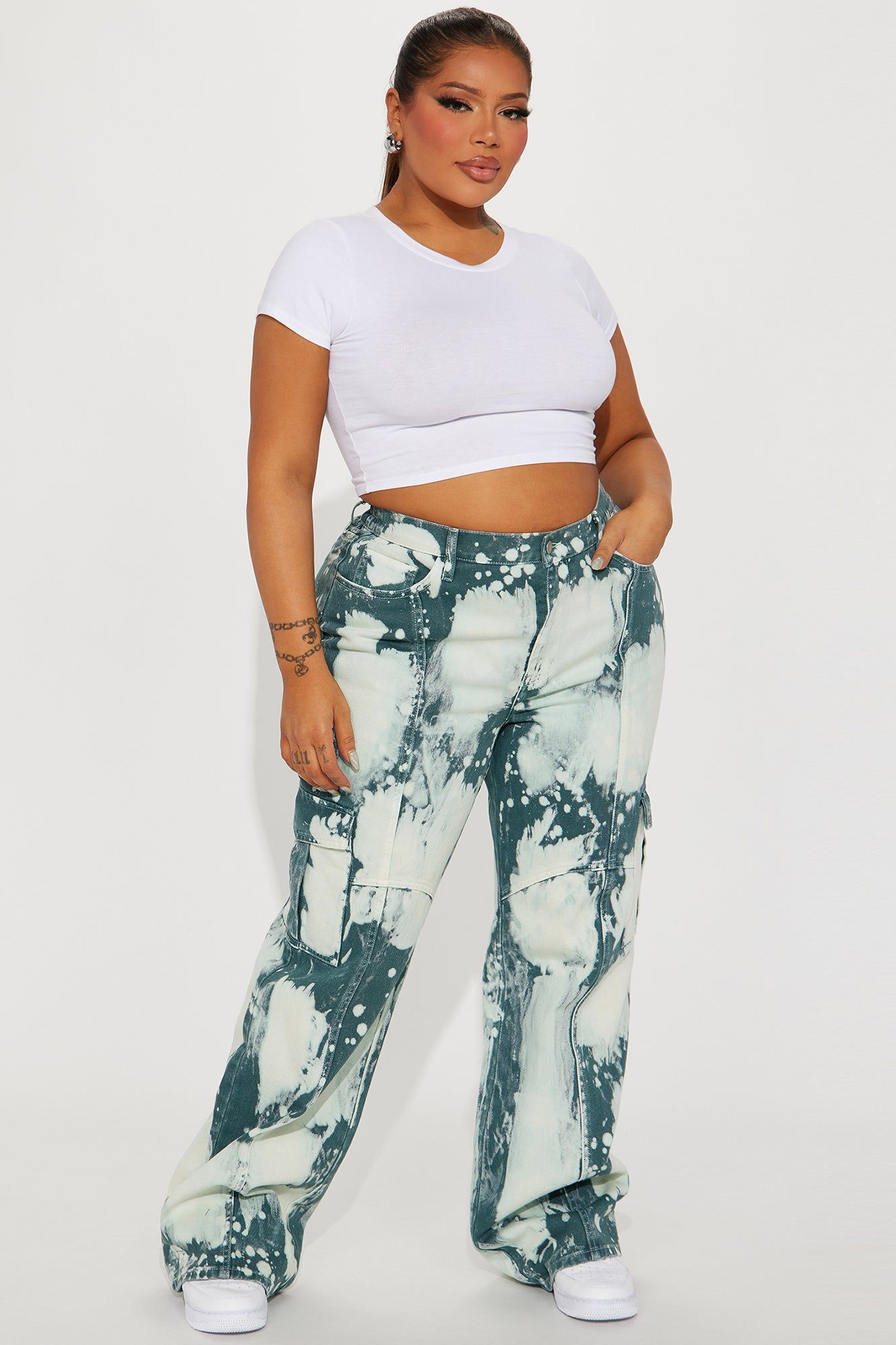 Can't Look Away Easy Waist Cargo Jeans - Blue/combo sold by Fashion Nova product image thumbnail 4