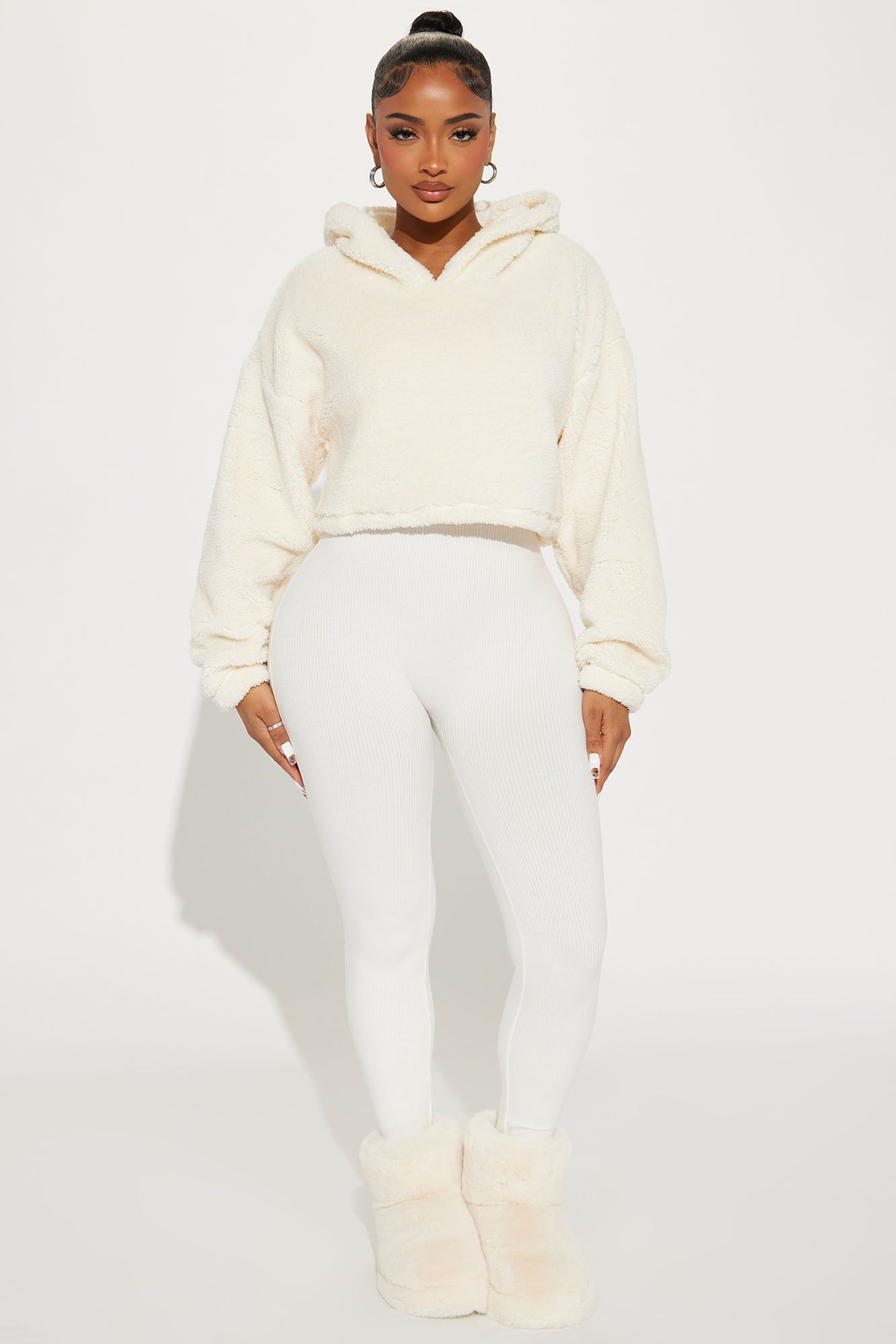 Amber Cropped Sherpa Lounge Jacket - Cream sold by Fashion Nova product image thumbnail 2