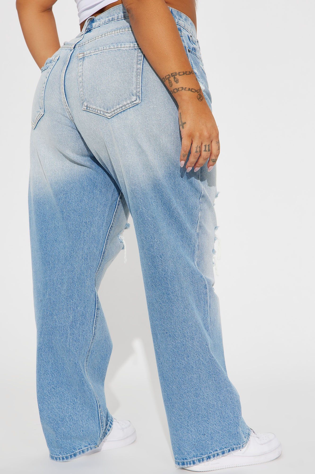 On Trend 90's Baggy Jeans - Light Wash sold by Fashion Nova product image thumbnail 7